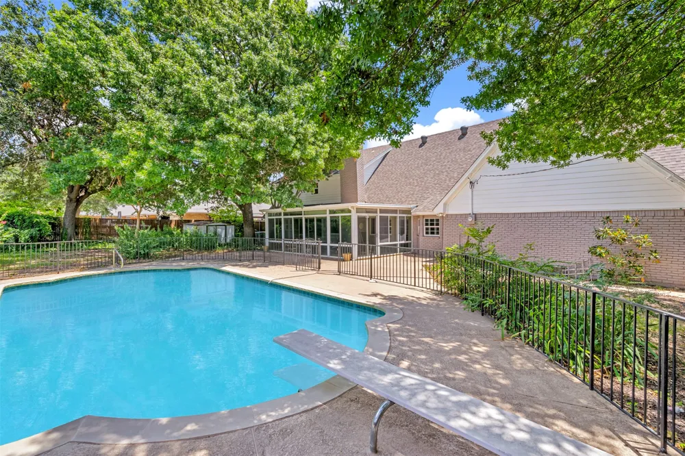 7029 Spring Valley Road Dallas, TX 75254