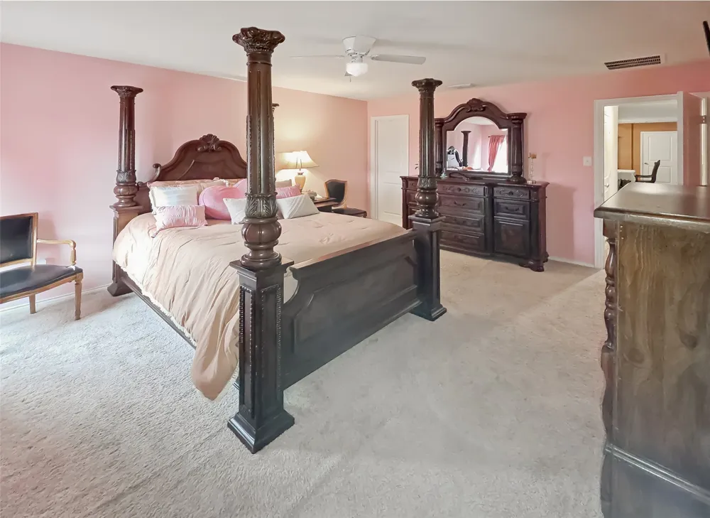 2413 Russell Street Crandall, TX 75114