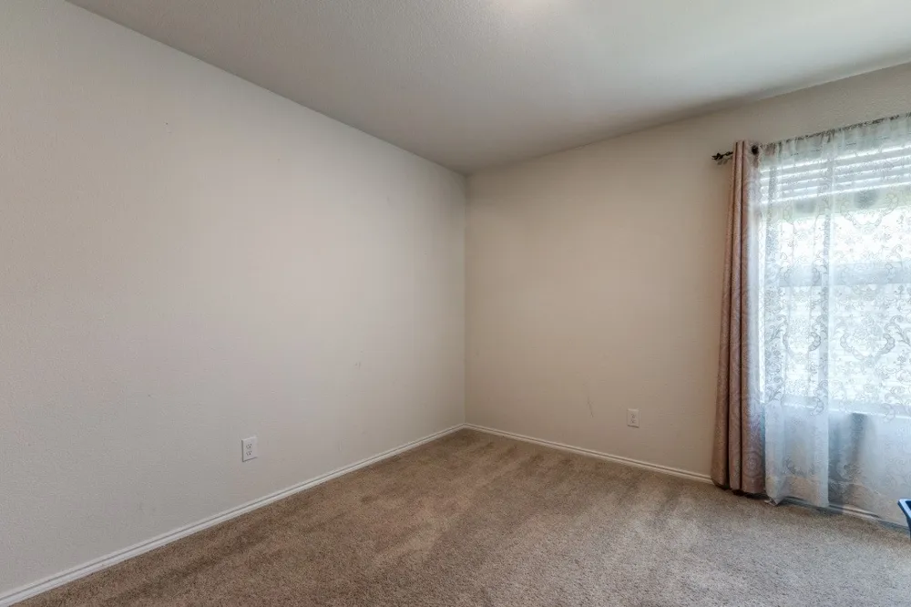 2413 Russell Street Crandall, TX 75114