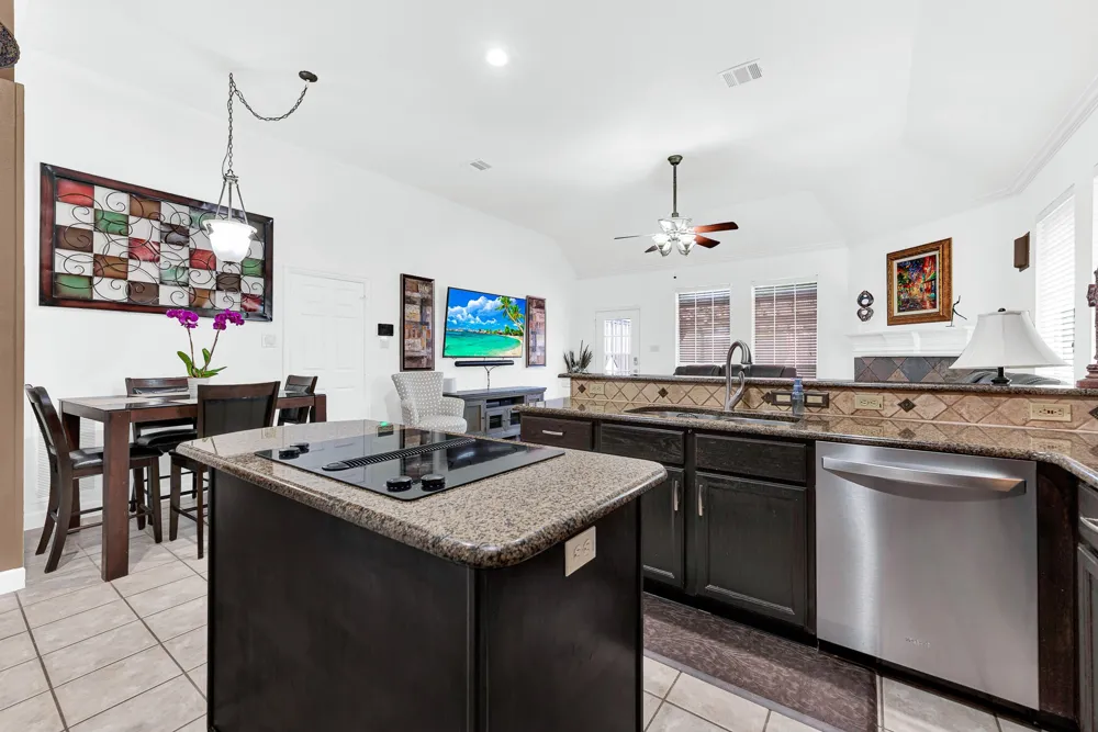 10410 Hunter Run Frisco, TX 75035