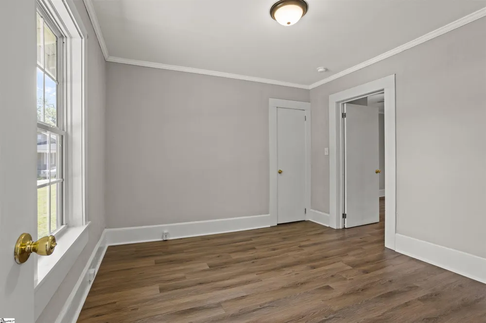 123 Florida Avenue Greenville, SC 29611