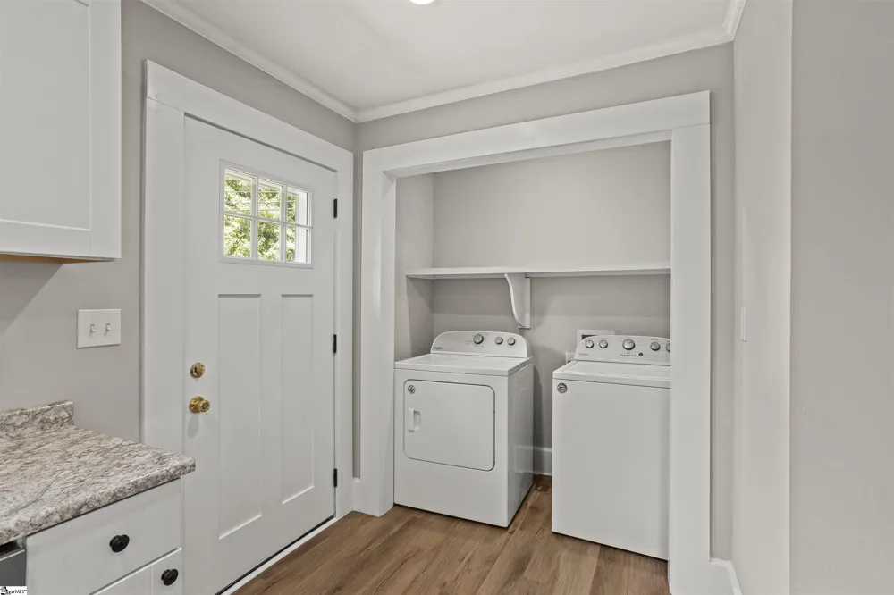 123 Florida Avenue Greenville, SC 29611