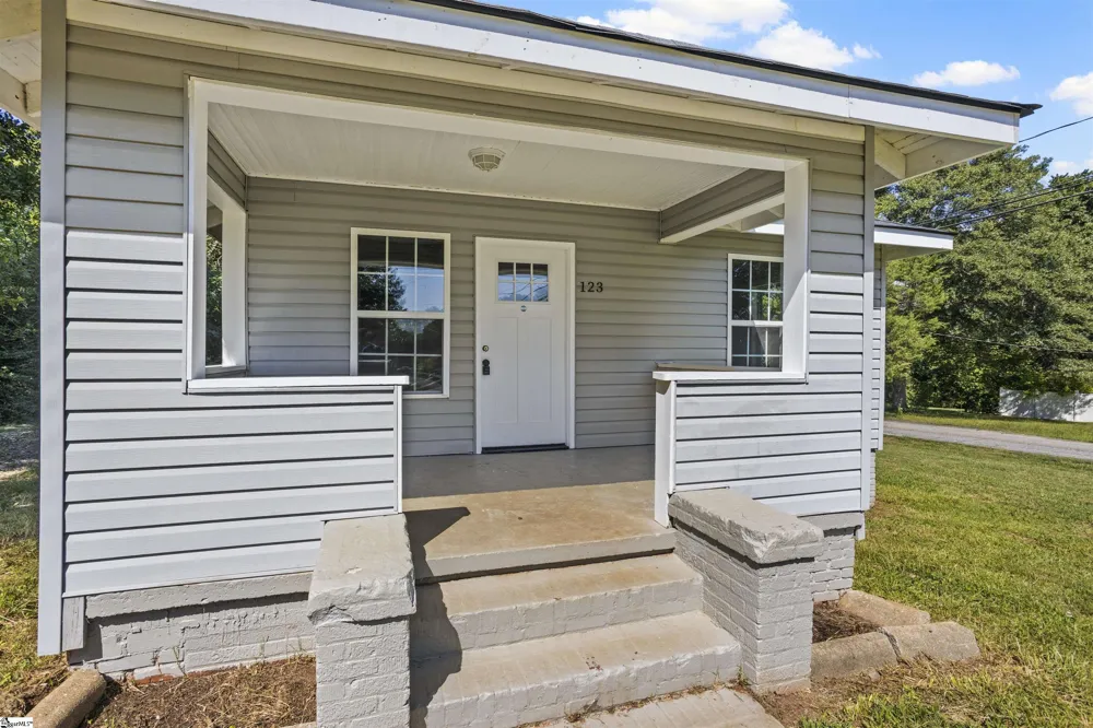 123 Florida Avenue Greenville, SC 29611