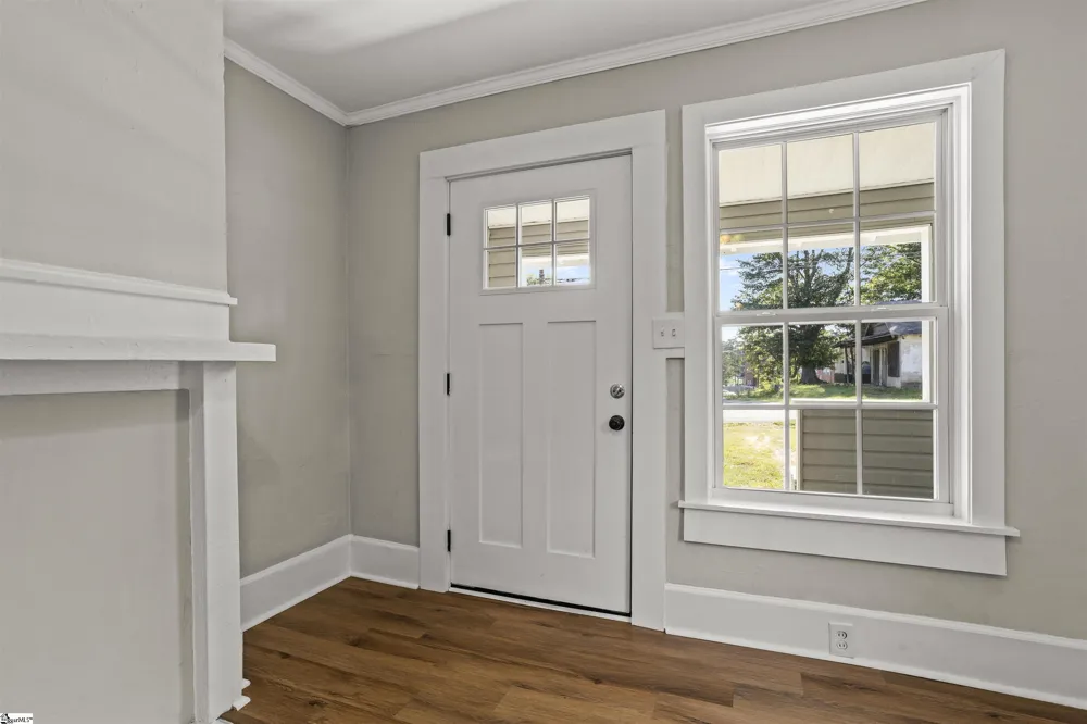 123 Florida Avenue Greenville, SC 29611