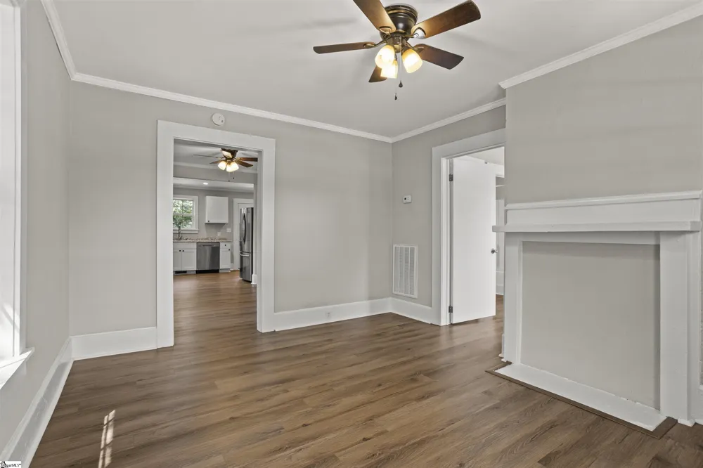 123 Florida Avenue Greenville, SC 29611