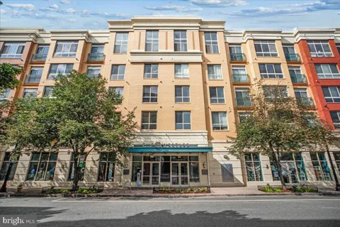 2200 WESTMORELAND STREET #327
