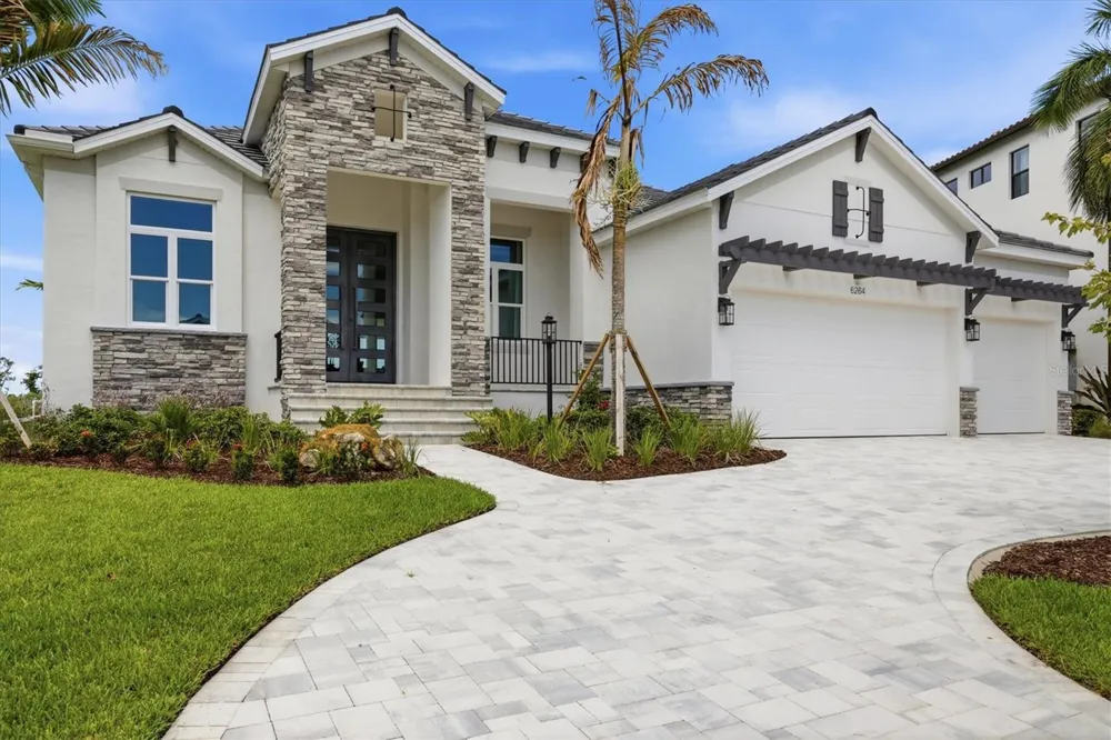 6264 CHAMPIONS ROW STREET Bradenton, FL 34210