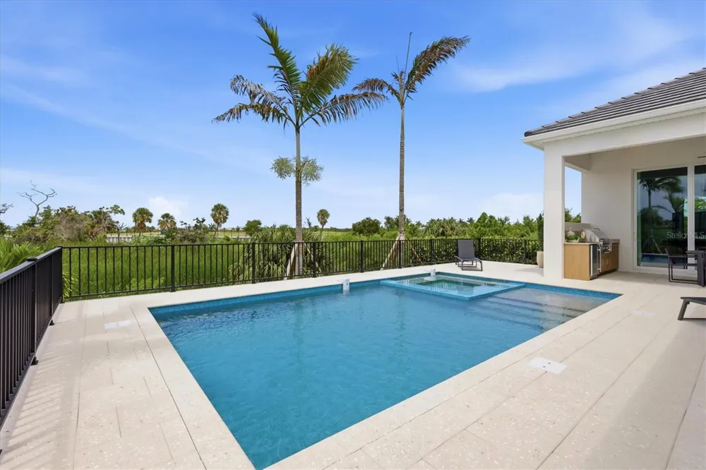 6264 CHAMPIONS ROW STREET Bradenton, FL 34210