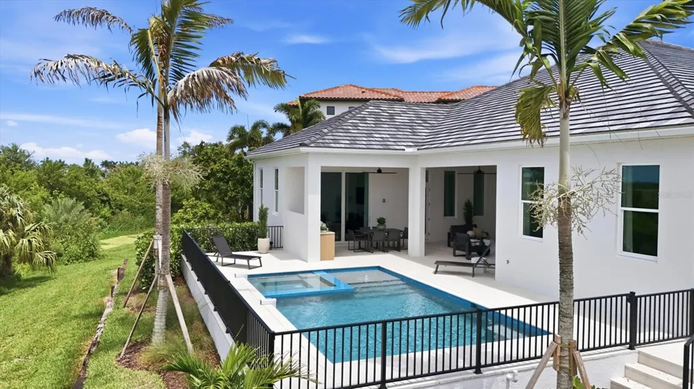 6264 CHAMPIONS ROW STREET Bradenton, FL 34210