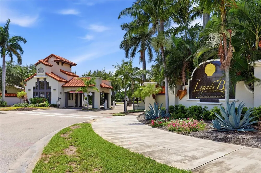6264 CHAMPIONS ROW STREET Bradenton, FL 34210