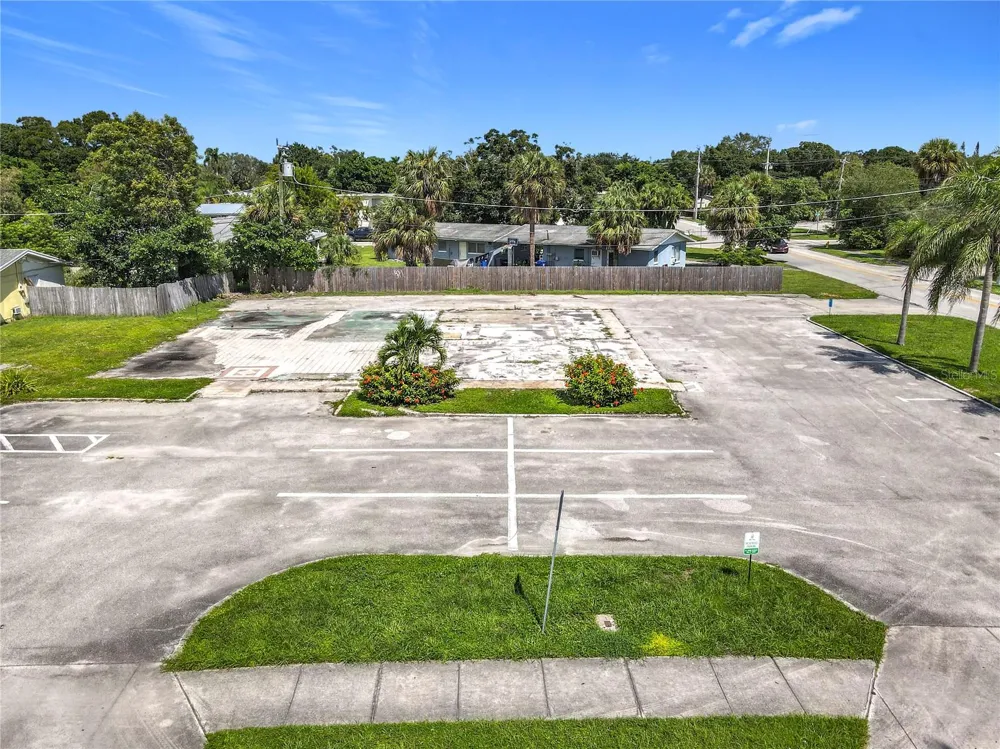 810 21ST STREET Vero Beach, FL 32960