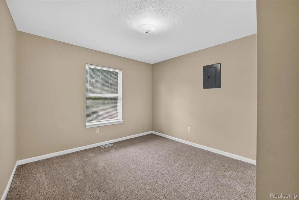 611 Conant Avenue Monroe City, MI 48161