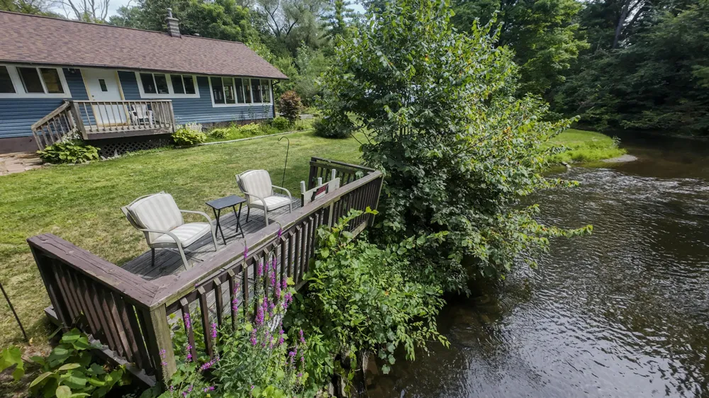 7140 Amy School Road Reynolds Township, MI 49329