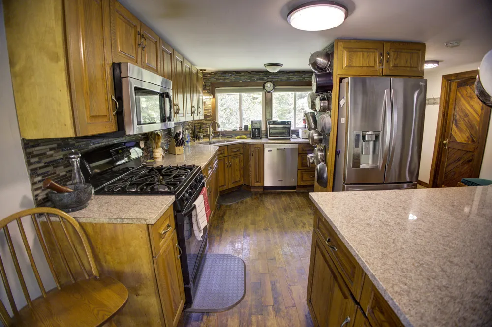 7140 Amy School Road Reynolds Township, MI 49329