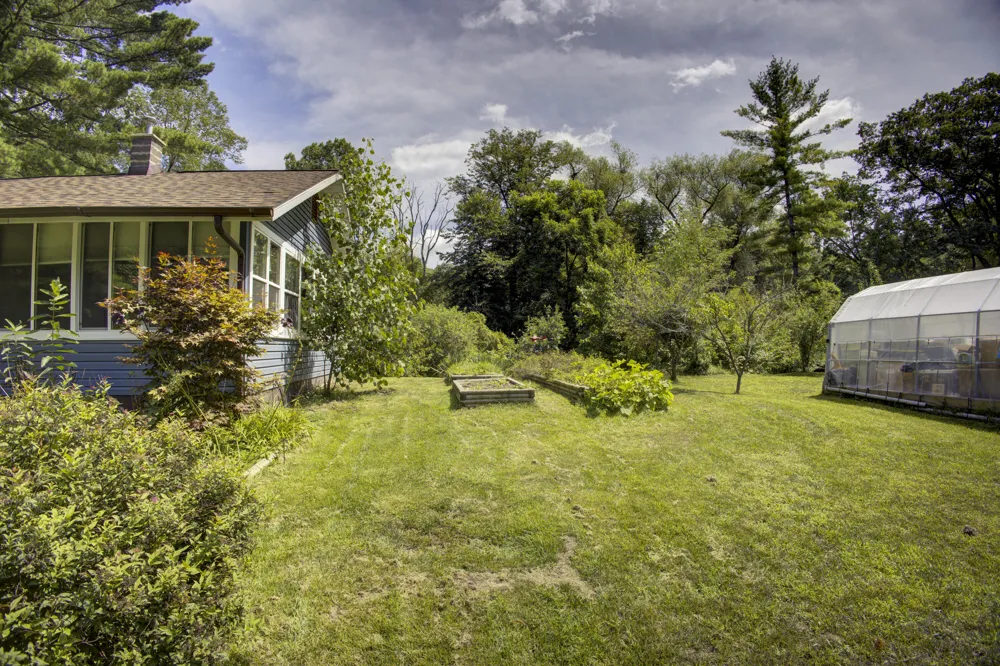 7140 Amy School Road Reynolds Township, MI 49329