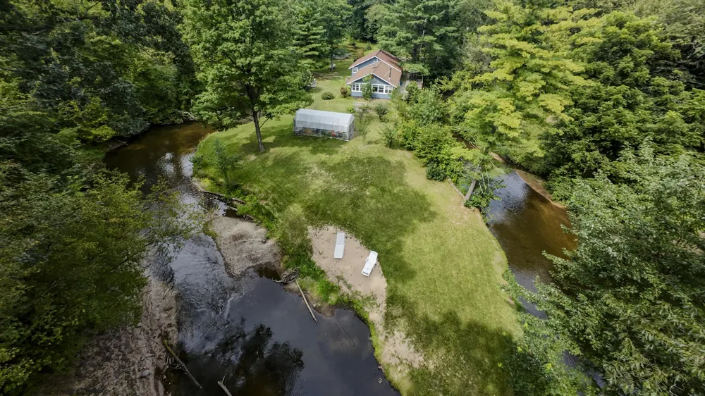 7140 Amy School Road Reynolds Township, MI 49329