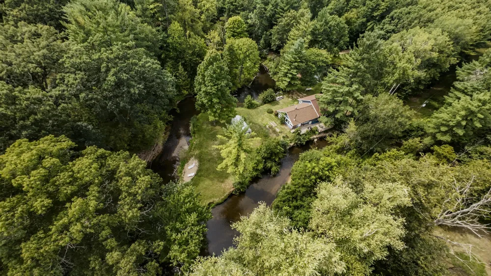 7140 Amy School Road Reynolds Township, MI 49329