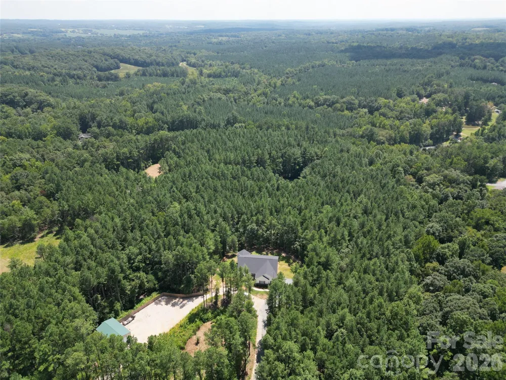 997 S Skyland Drive Mount Pleasant, NC 28124
