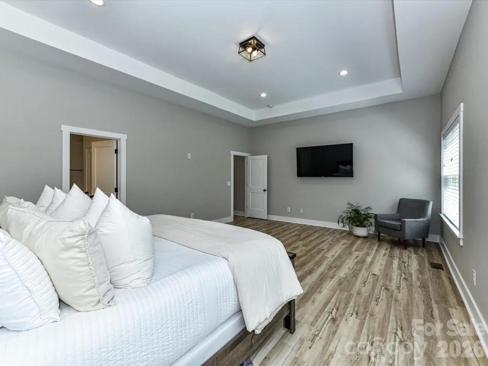 997 S Skyland Drive Mount Pleasant, NC 28124
