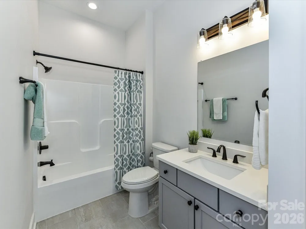 997 S Skyland Drive Mount Pleasant, NC 28124