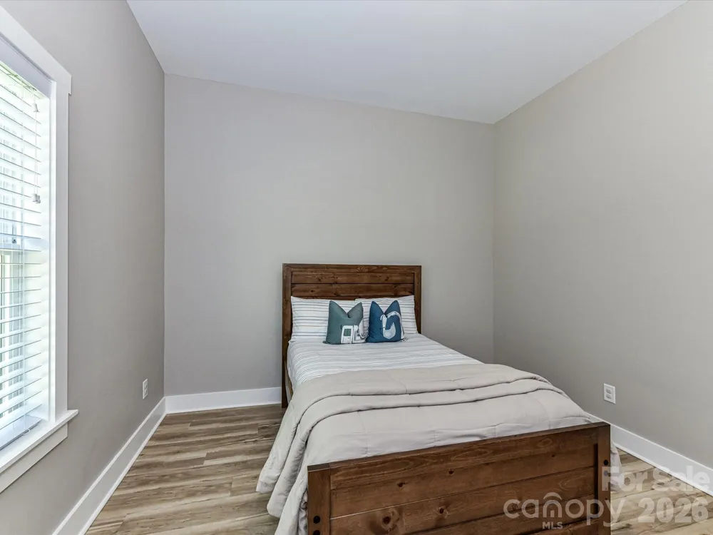 997 S Skyland Drive Mount Pleasant, NC 28124