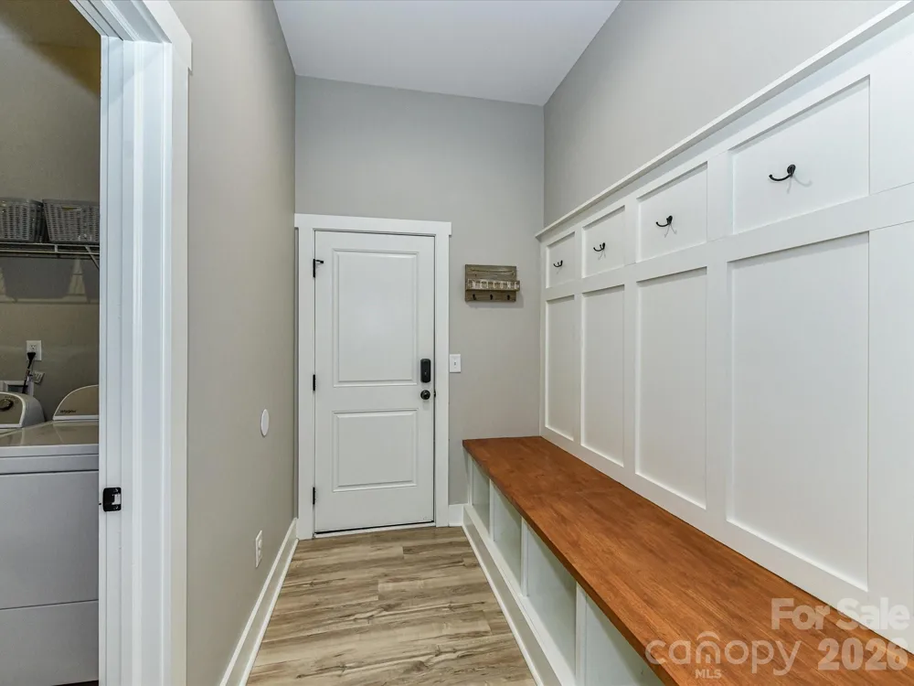 997 S Skyland Drive Mount Pleasant, NC 28124