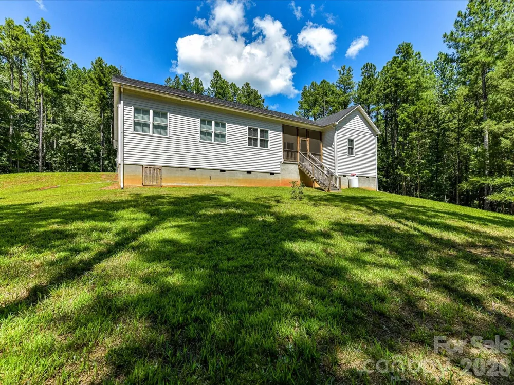 997 S Skyland Drive Mount Pleasant, NC 28124