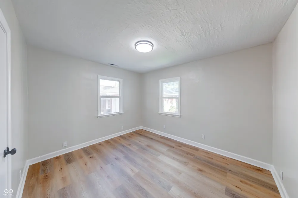 405 W 33rd Street Anderson, IN 46013