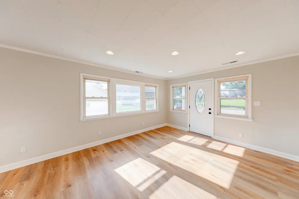 405 W 33rd Street Anderson, IN 46013