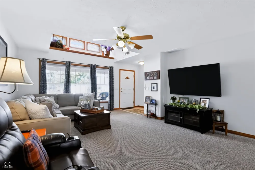 1068 Hilltop Commons Boulevard Whiteland, IN 46184