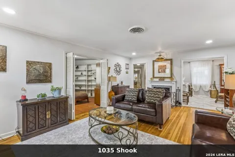 1035 SHOOK AVE