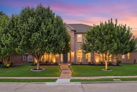 8124 Peacock Lane