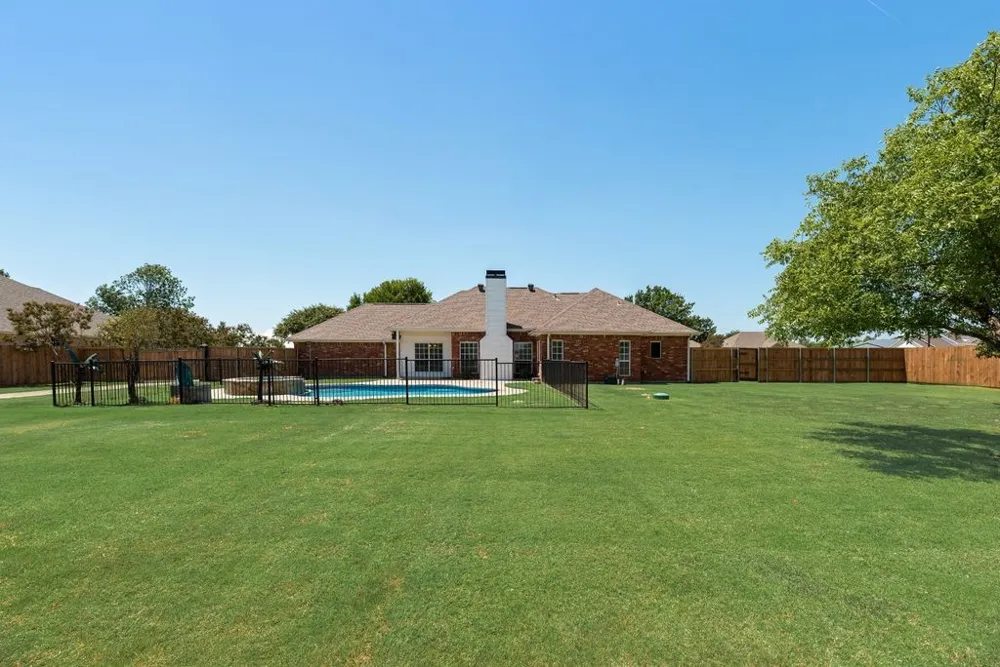 12205 Golden Meadow Lane Forney, TX 75126
