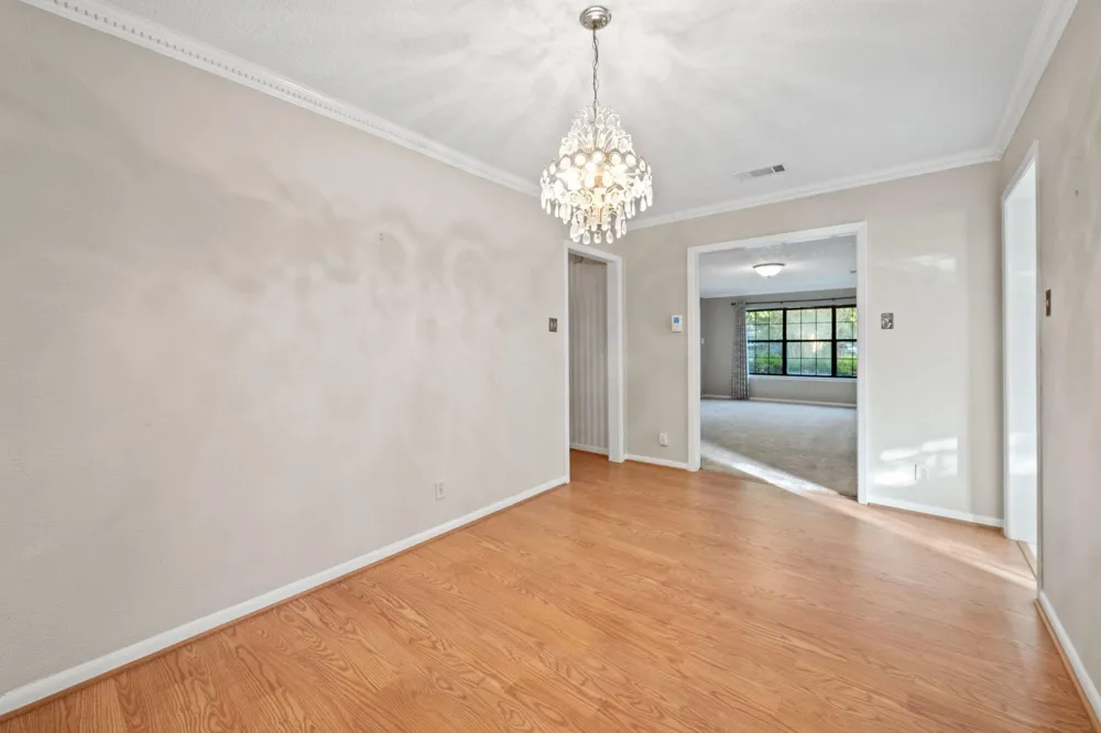 210 E Waring Street Dayton, TX 77535
