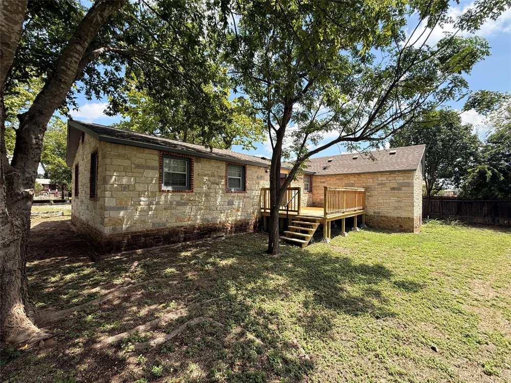 912 E 20th Street Georgetown, TX 78626