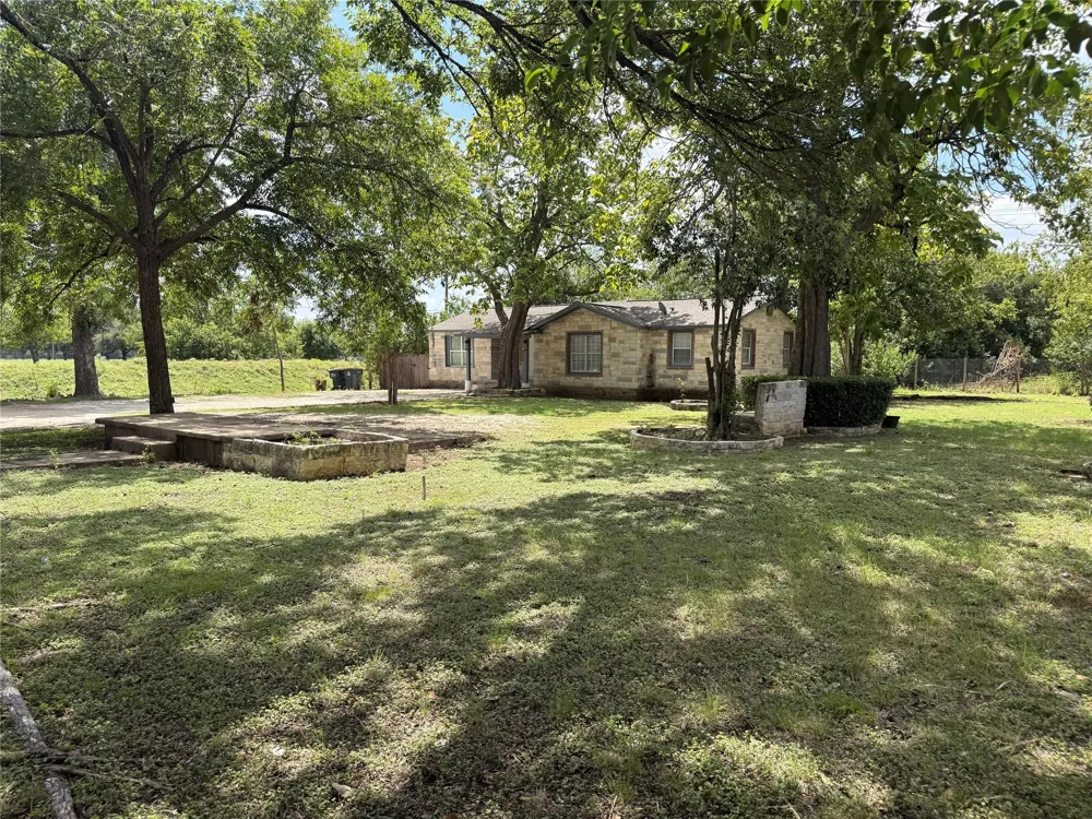 912 E 20th Street Georgetown, TX 78626