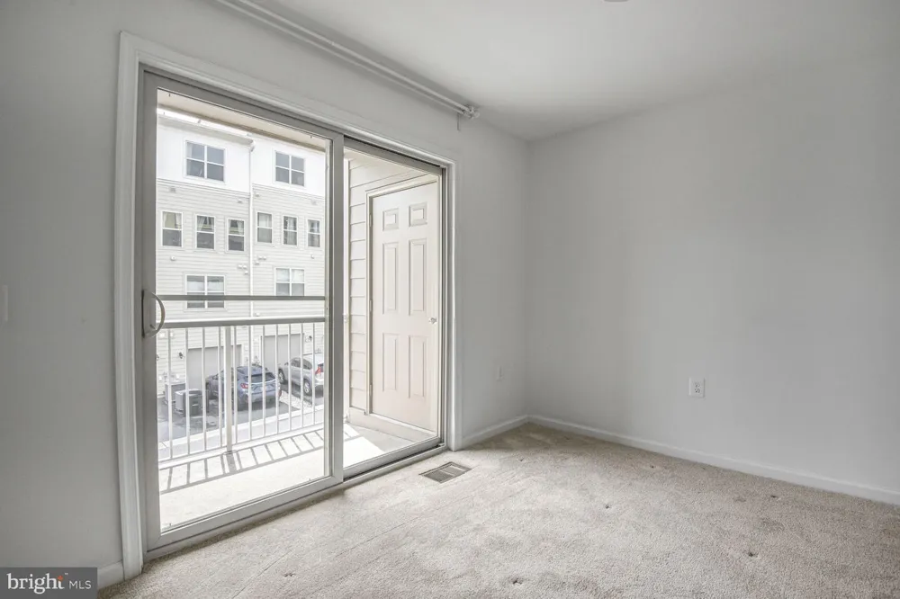 629 DIAMONDBACK DRIVE #16-A Gaithersburg, MD 20878