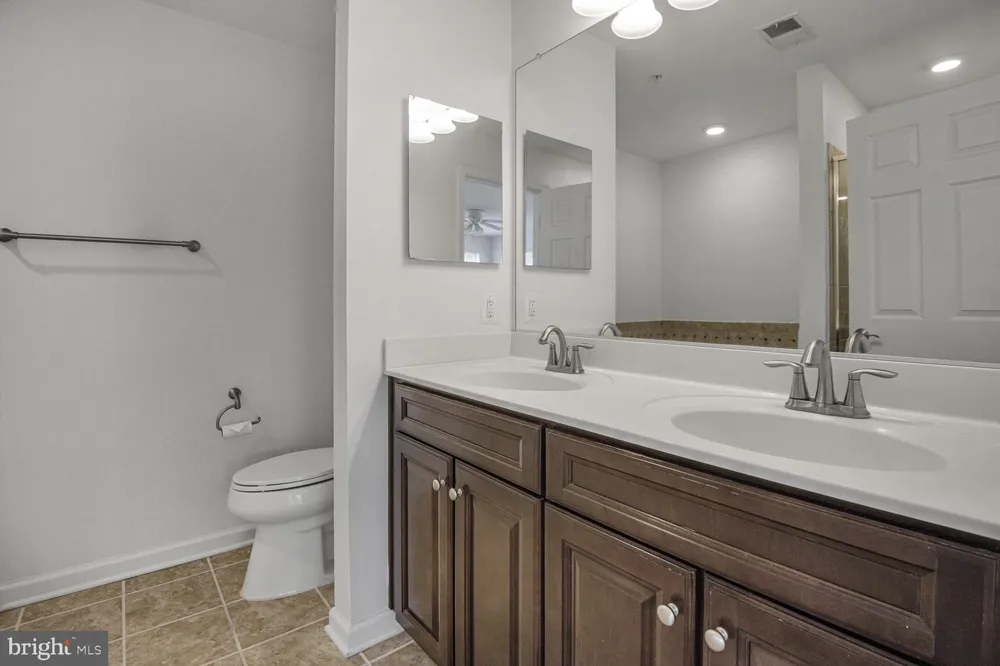 629 DIAMONDBACK DRIVE #16-A Gaithersburg, MD 20878