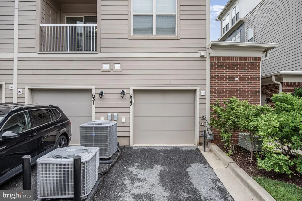 629 DIAMONDBACK DRIVE #16-A Gaithersburg, MD 20878