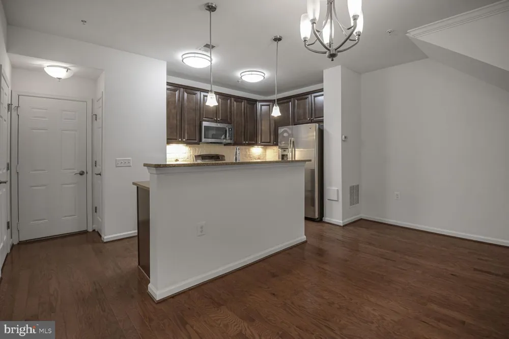 629 DIAMONDBACK DRIVE #16-A Gaithersburg, MD 20878