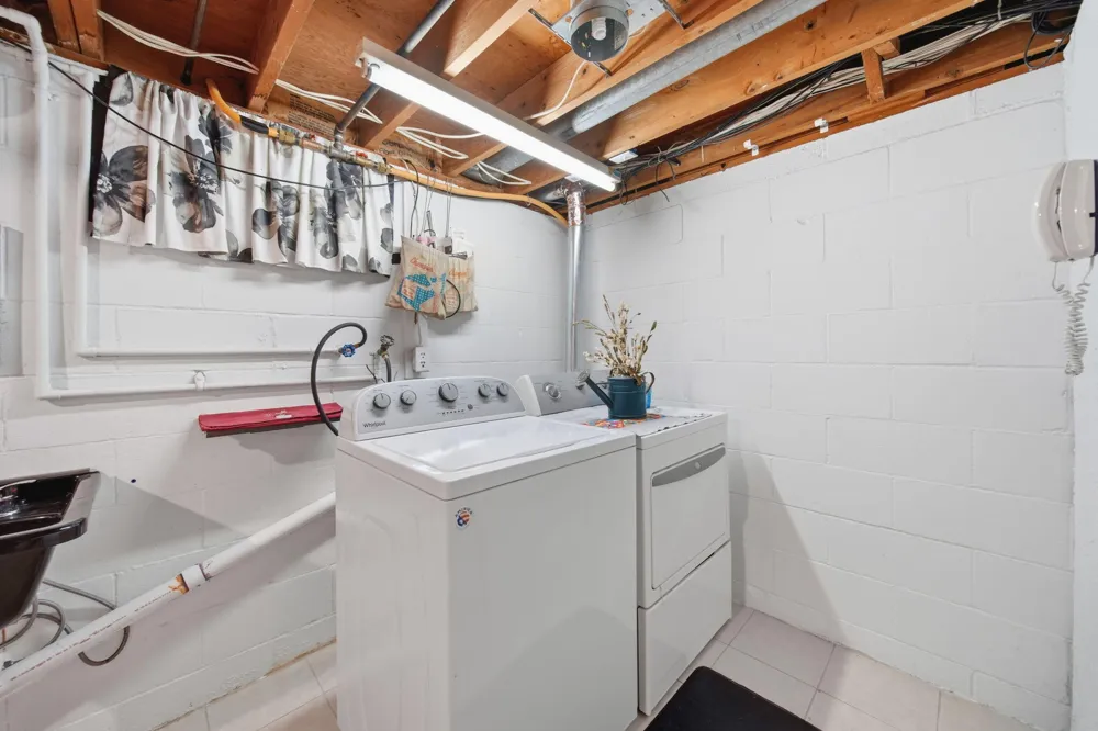 1304 Joseph Street Jackson, MI 49202