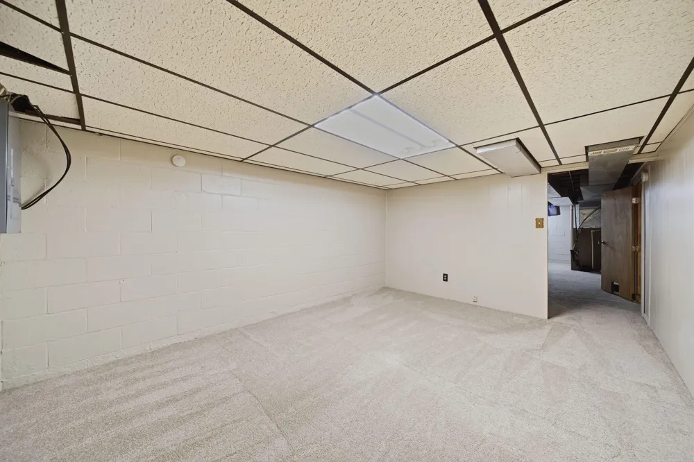 1304 Joseph Street Jackson, MI 49202