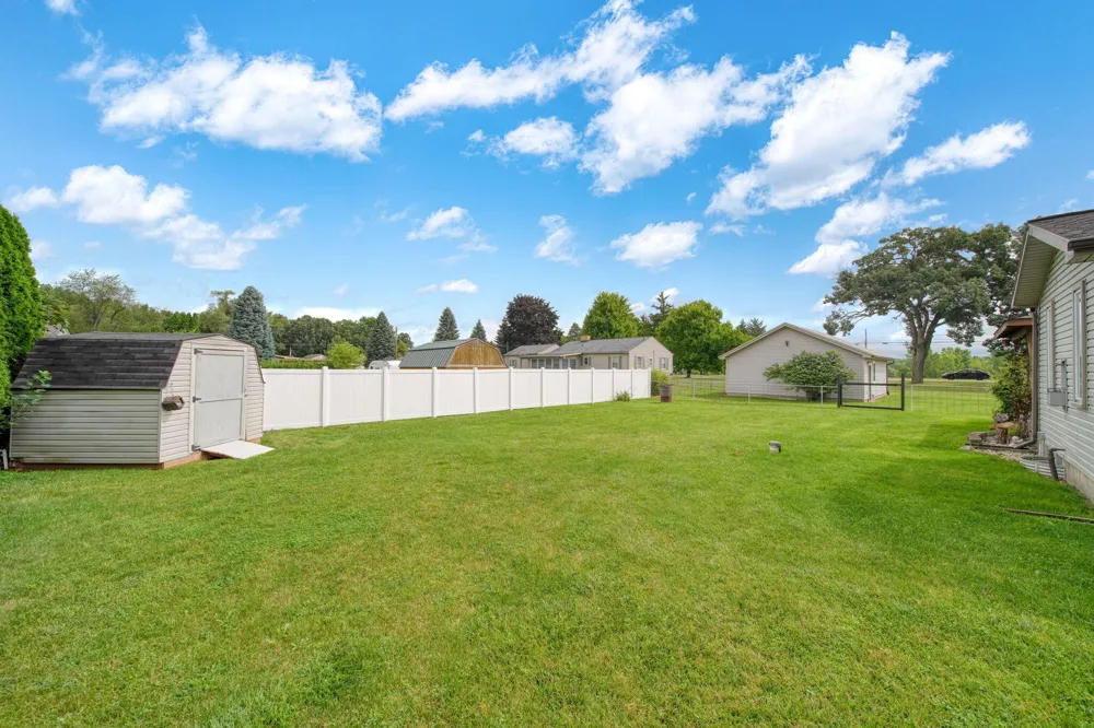 1304 Joseph Street Jackson, MI 49202