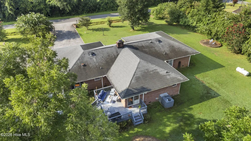 111 Maple Street Teachey, NC 28464