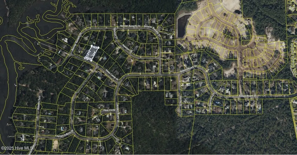 2002 Petes Camp Drive Southport, NC 28461