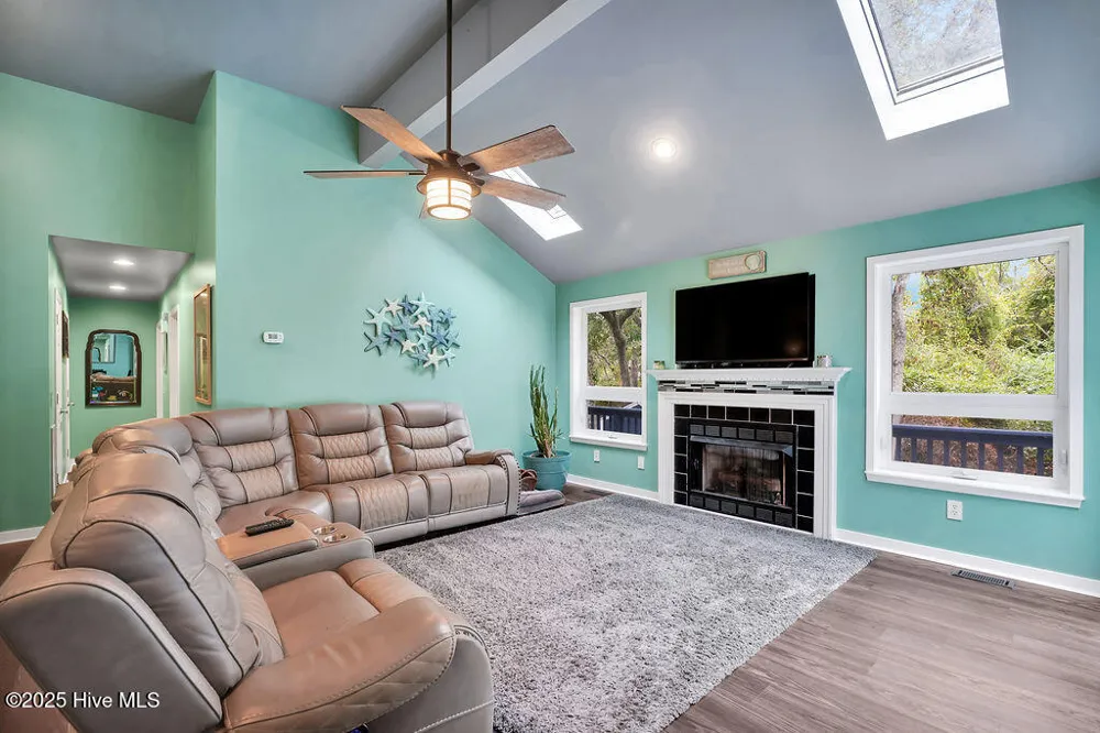 2002 Petes Camp Drive Southport, NC 28461