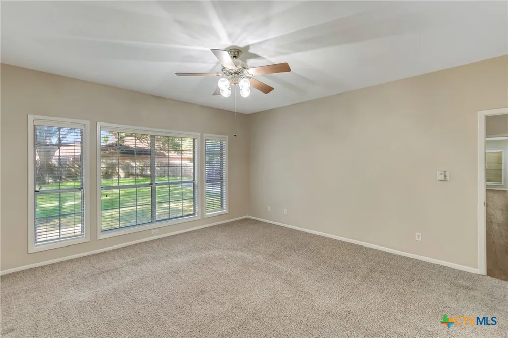 107 Tournament Drive Victoria, TX 77904