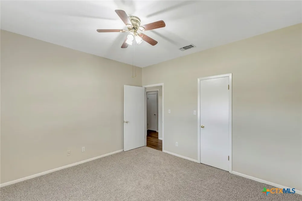 107 Tournament Drive Victoria, TX 77904