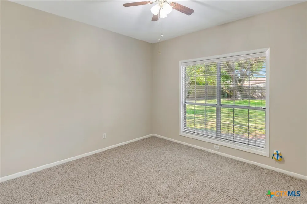 107 Tournament Drive Victoria, TX 77904