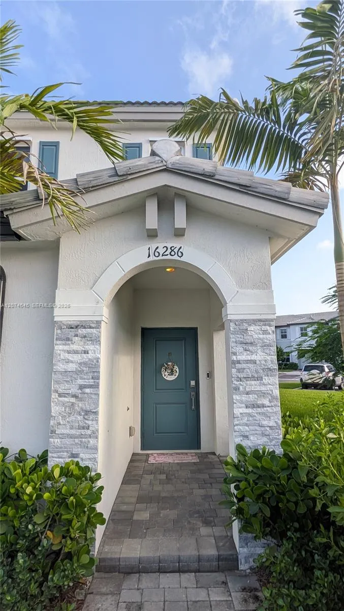 16286 SW 292nd St #16286 Homestead, FL 33033